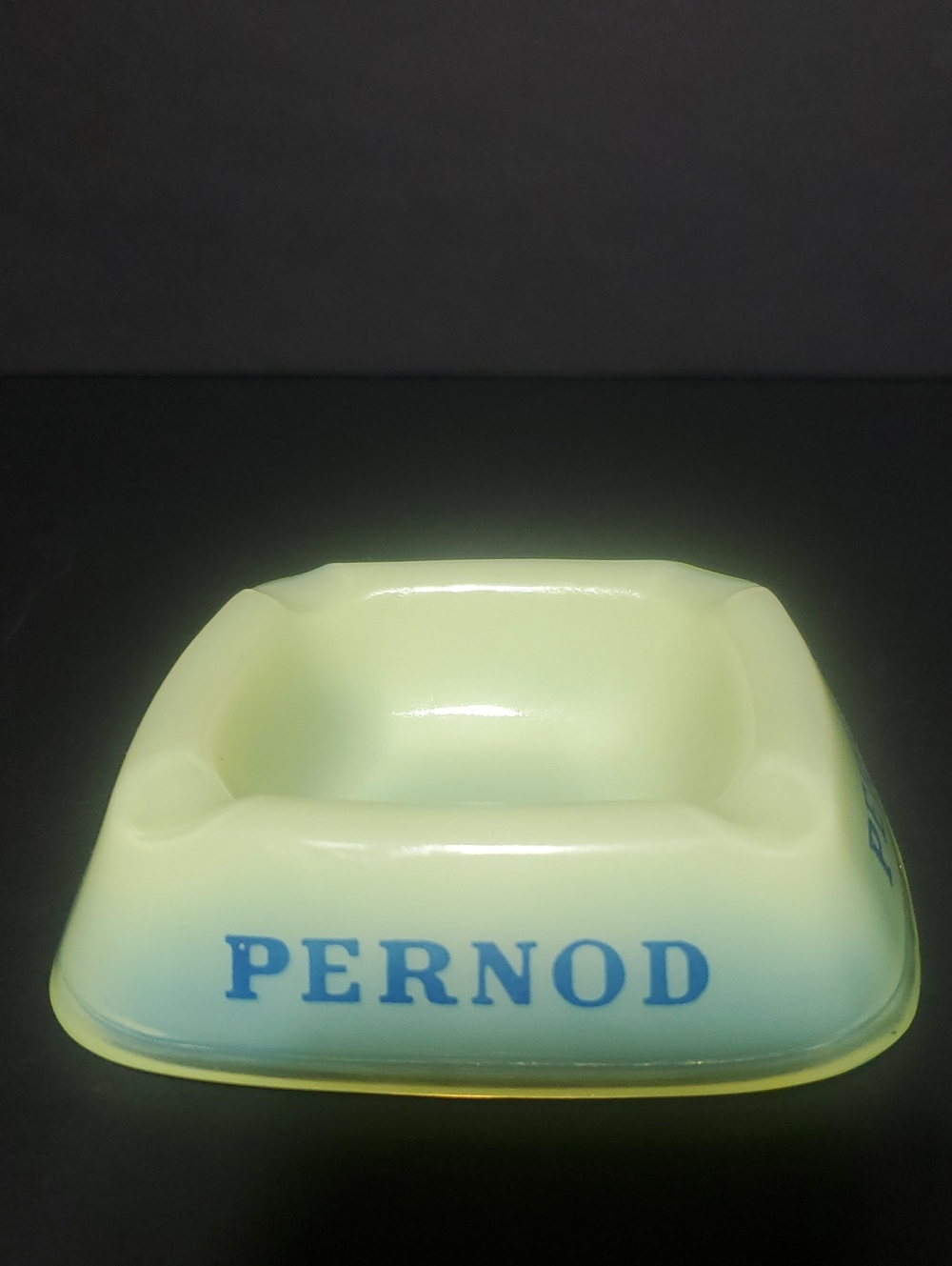 Vtg French Pernod Uranium Opaline Ashtray